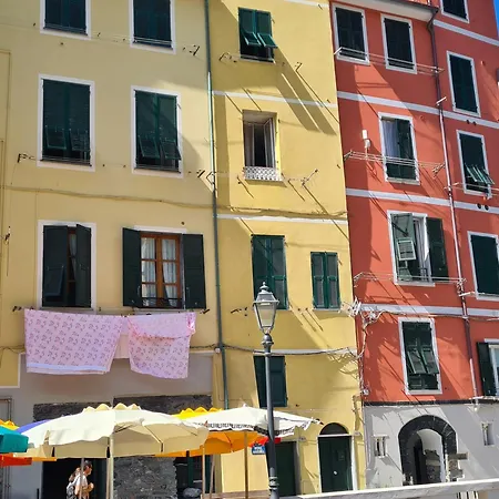 Casa Del Vicolo: 2br With Easy Excursion Access