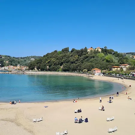 Casa Del Vicolo: 2br With Easy Excursion Access La Spezia
