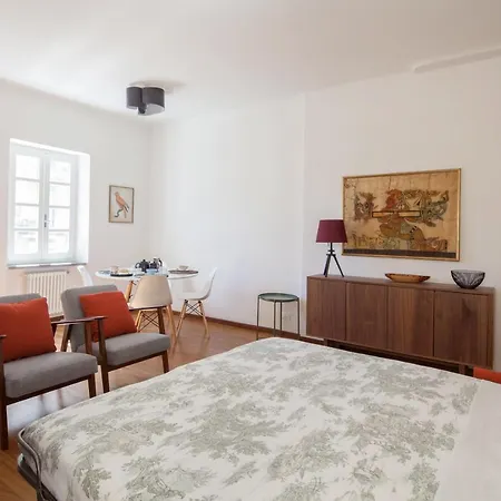 Casa Del Vicolo: 2br With Easy Excursion Access
